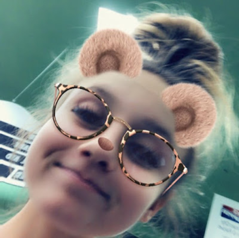 Meet your Posher, Addi